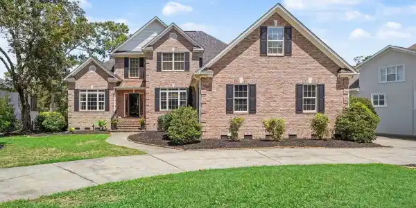 2276 Big Landing Dr.