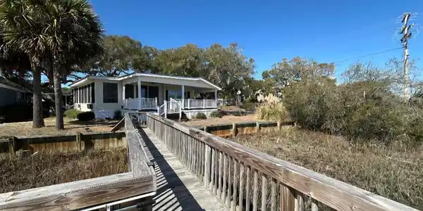 315 Inlet Rd.