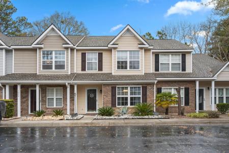 1044 Portico Loop