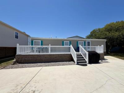 1839 Lark Dr.