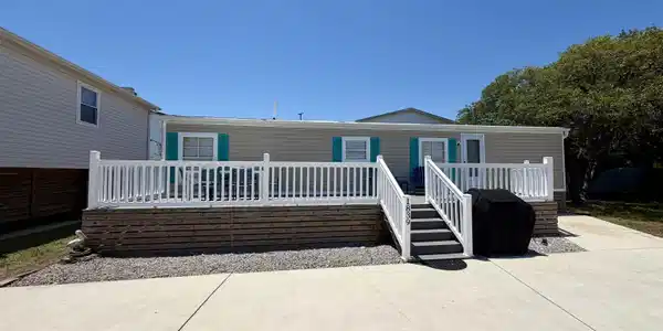 1839 Lark Dr.