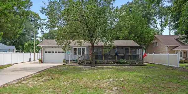 4503 Poinsett St.