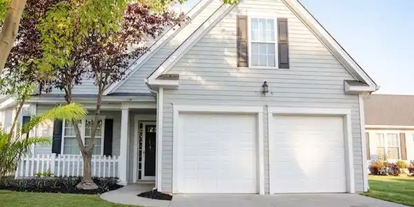 2039 Chadbury Ln.