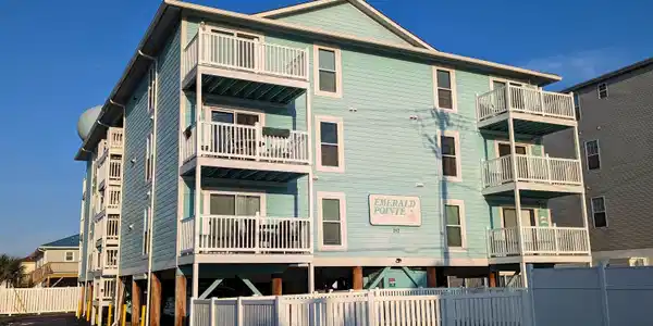 212 58th Ave. N