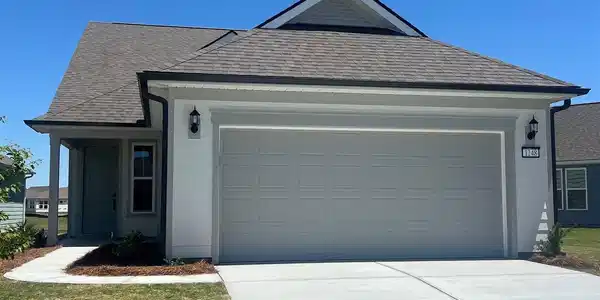 1248 Lady Bird Way