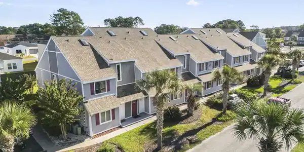 1880 Colony Dr.