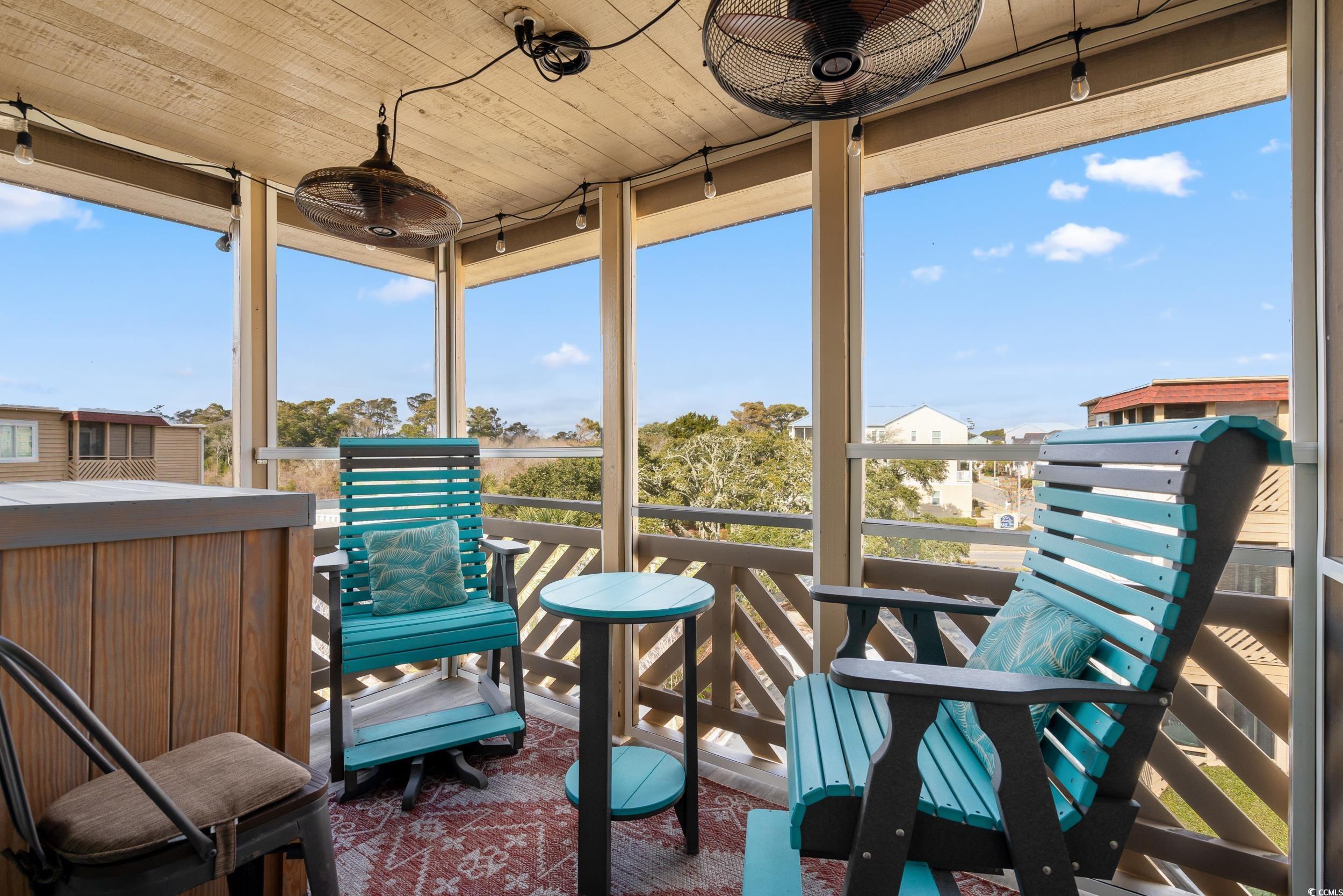 Image 3: Sunroom / solarium with a healthy amount of sunlig Image 3: Sunroom / solarium with a healthy amount of sunlig