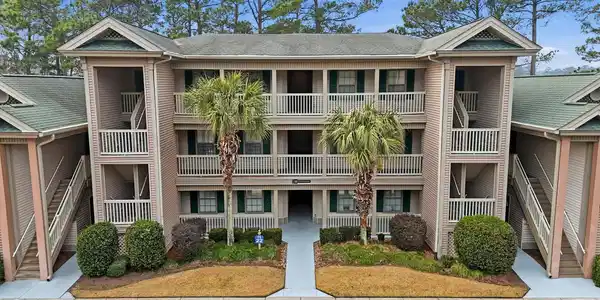 616 Pinehurst Ln.