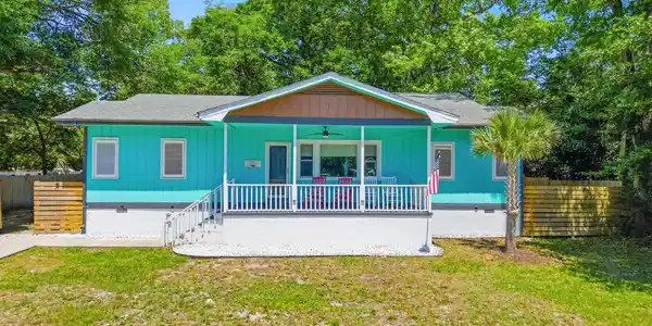 4259 Luck Ave.