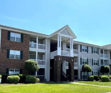 3792 Hitchcock Way