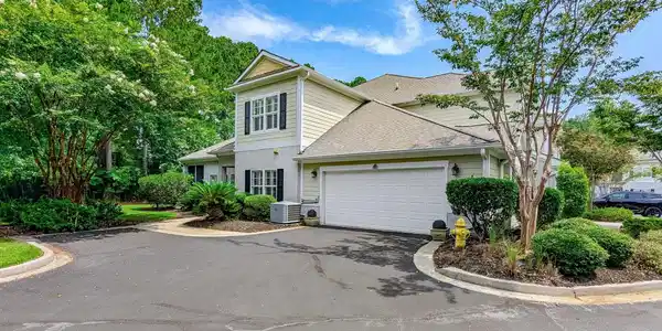 2450 Marsh Glen Dr.
