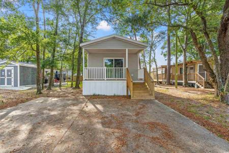 4508 Mallard St.
