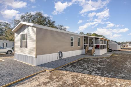 1301 Toucan Dr.