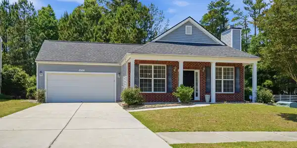 4757 Farm Lake Dr.