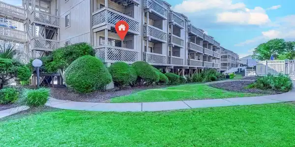 204 Maison Dr.