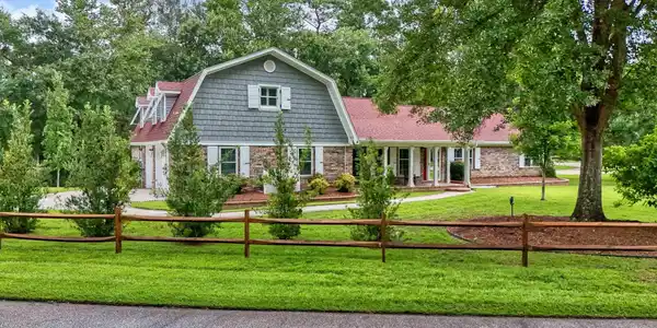 3379 Collins Creek Dr.