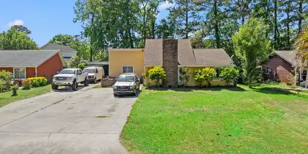 879 Pinner Pl.