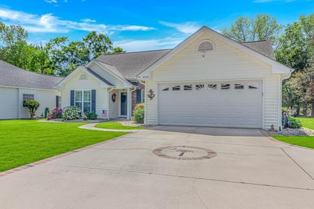 4330 Oakwood Circle