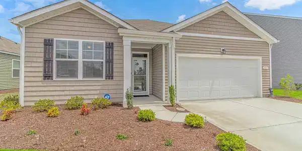 3717 Bell's Lake Circle