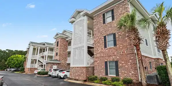4869 Magnolia Pointe Ln.