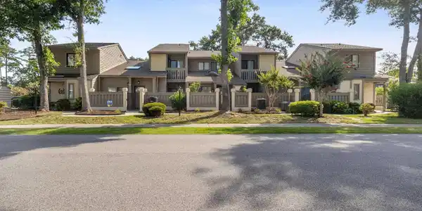 620 15th Ave. S