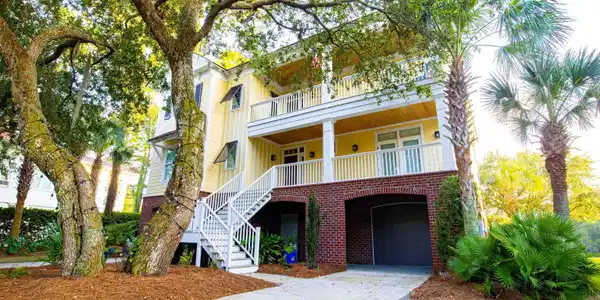 118 Ballyhoo St.