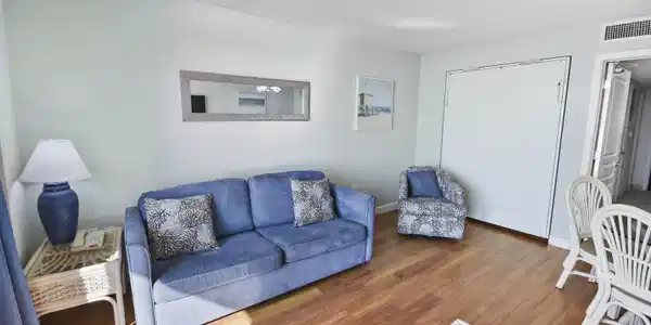 Image 4 Image 4