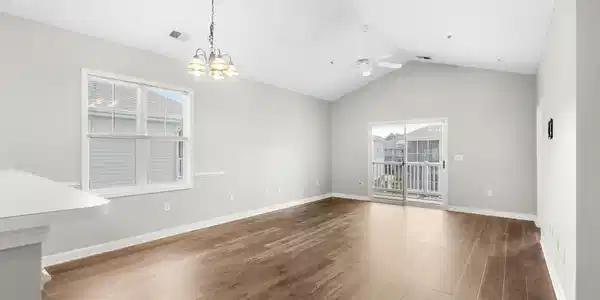 Image 4 Image 4