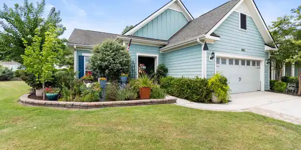 5101 White Iris Dr.