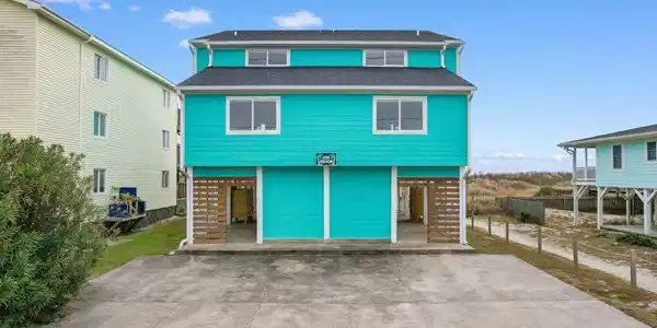 4700 N Ocean Blvd.