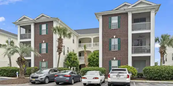 480 River Oaks Dr.