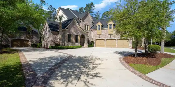 529 Nautilus Dr.