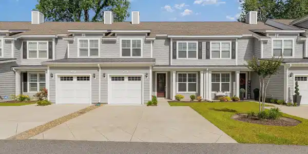 2409 Thoroughfare Dr.
