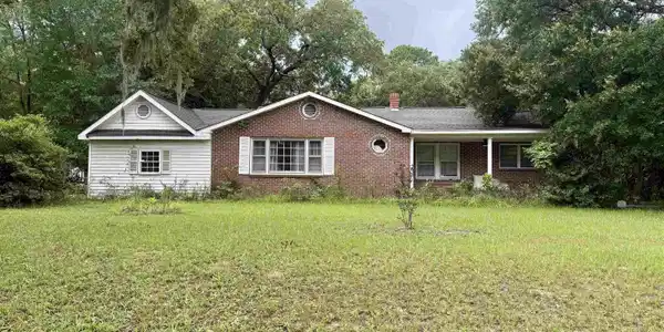 2408 South Island Rd.