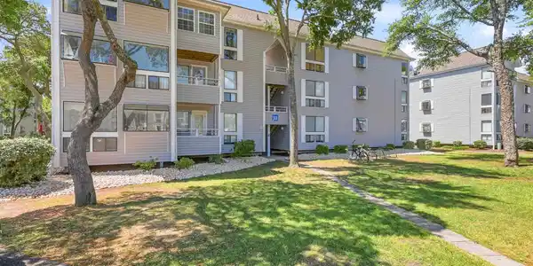 351 Lake Arrowhead Rd.