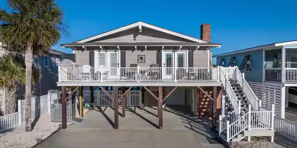310 44th Ave. N