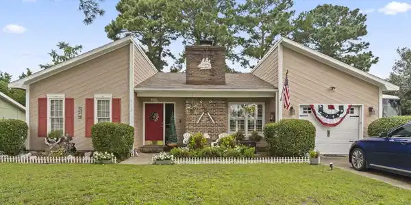512 Plantation Dr.