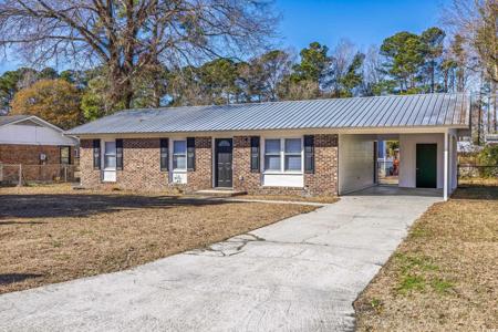 119 Neal Ln.