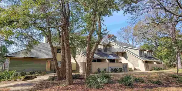 204 Baslow Ct.
