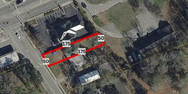 4309 Mineola Ave.