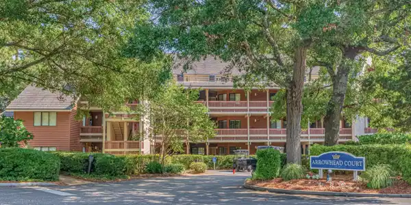 180 Rothbury Circle