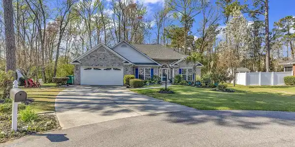 557 Alderly Ct.