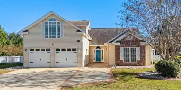 1544 Heathmuir Dr.