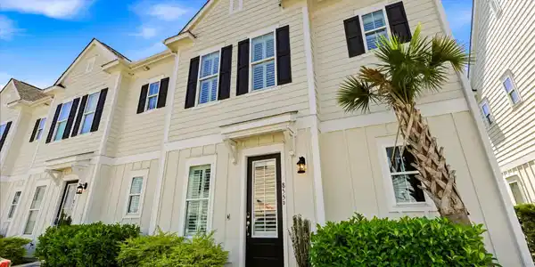 855 Hall Lane