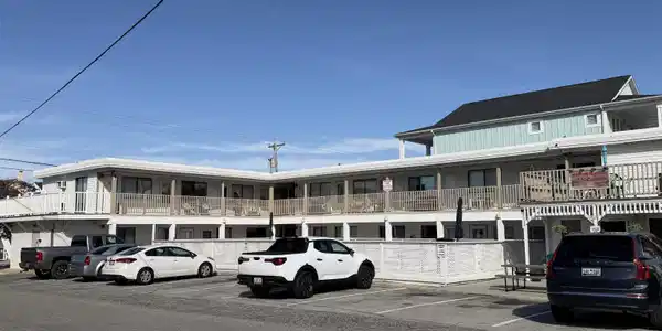 5201 N Ocean Blvd.