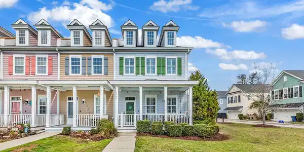 3344 Pampas Dr.