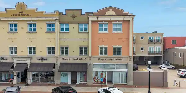 815 Front St.