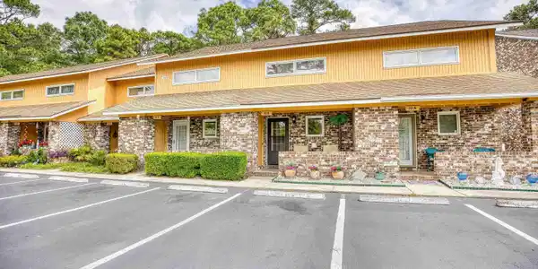 1850 Fairway Ridge Dr.