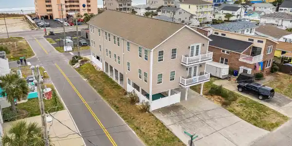 1501 Holly Dr.
