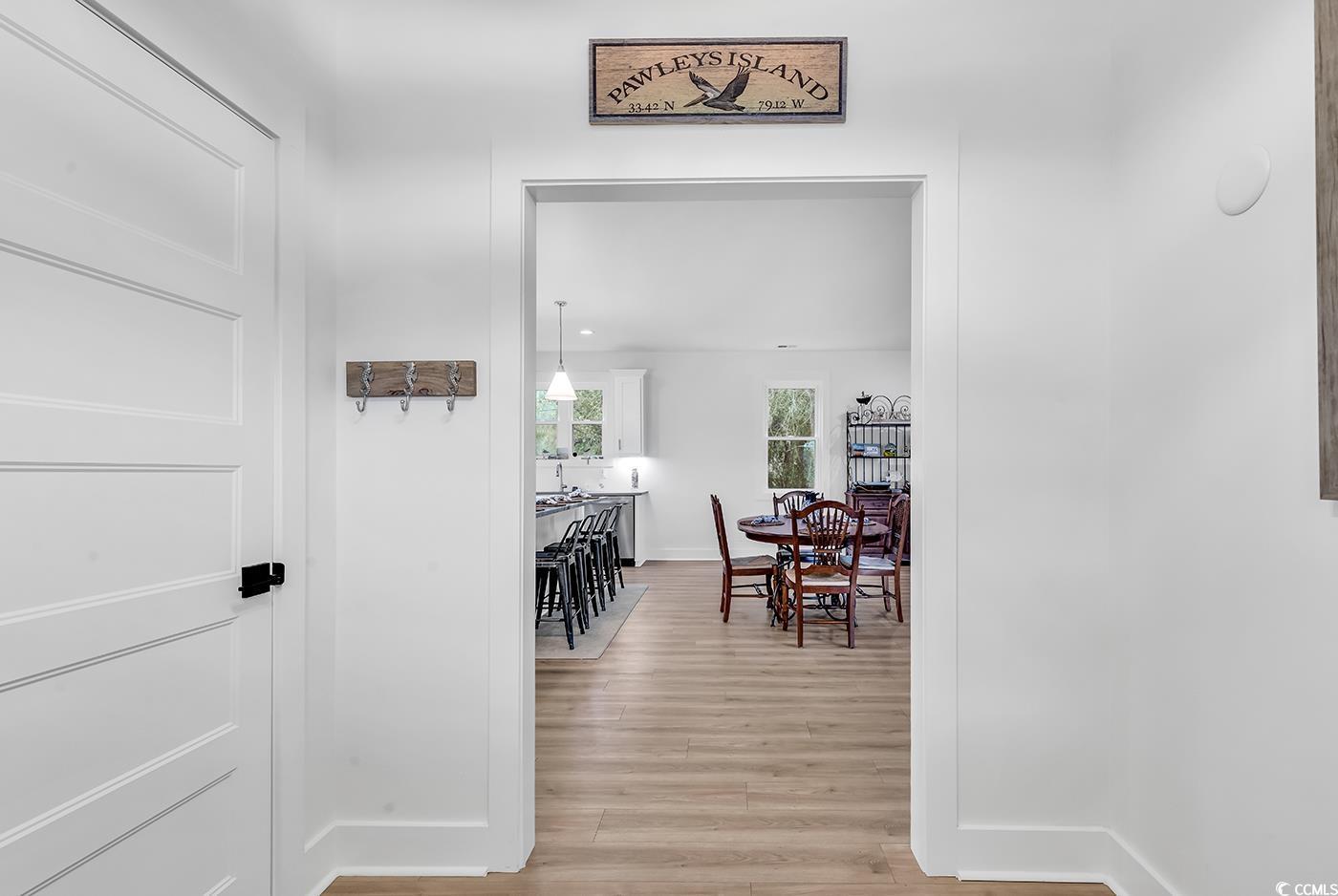 Image 3: Hall with light hardwood / wood-style flooring Image 3: Hall with light hardwood / wood-style flooring